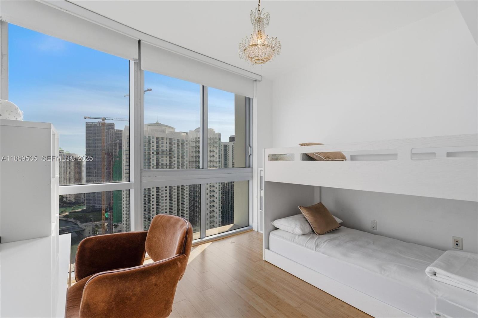 Building Photo - 350 S Miami Ave