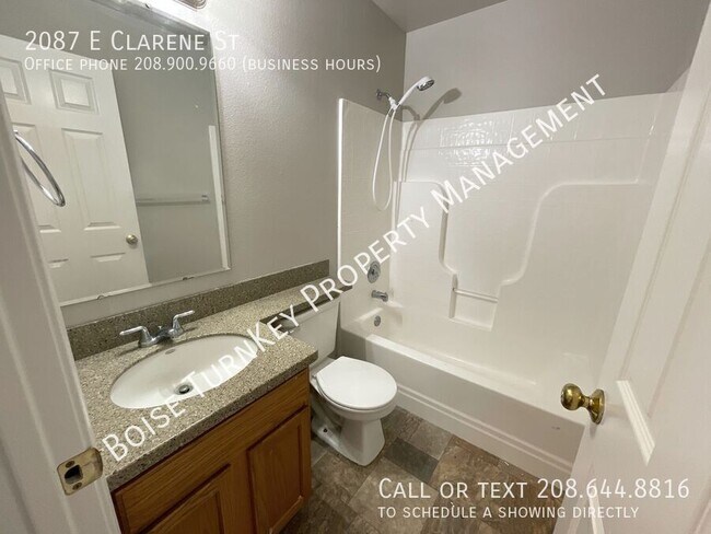 Building Photo - 2087 E Clarene St