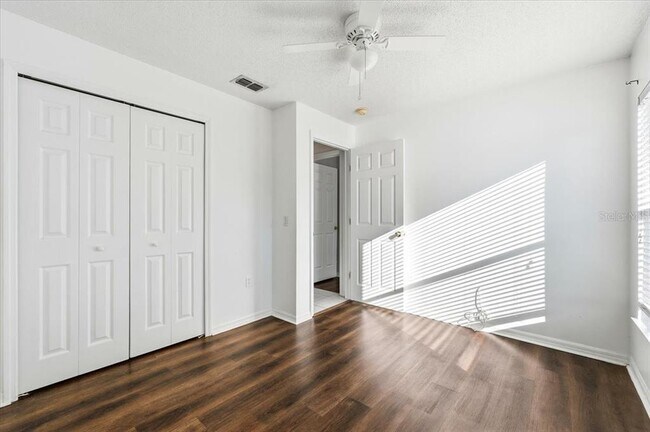 Building Photo - 1158 Perpignan Ct