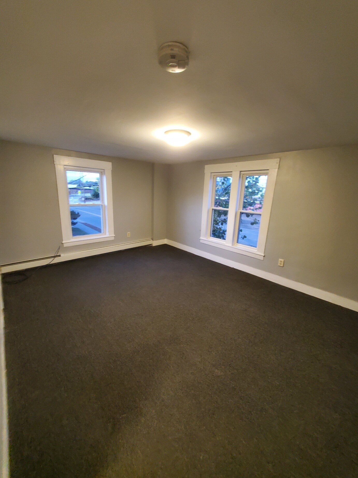 Room 3 - 104 Fair St