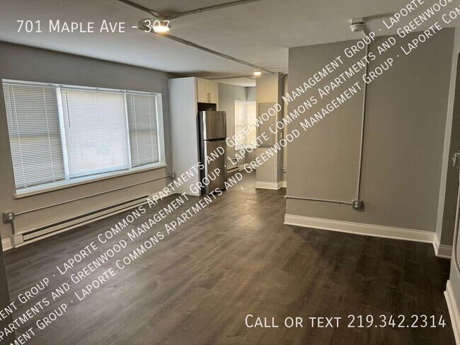 Building Photo - Maple Commons