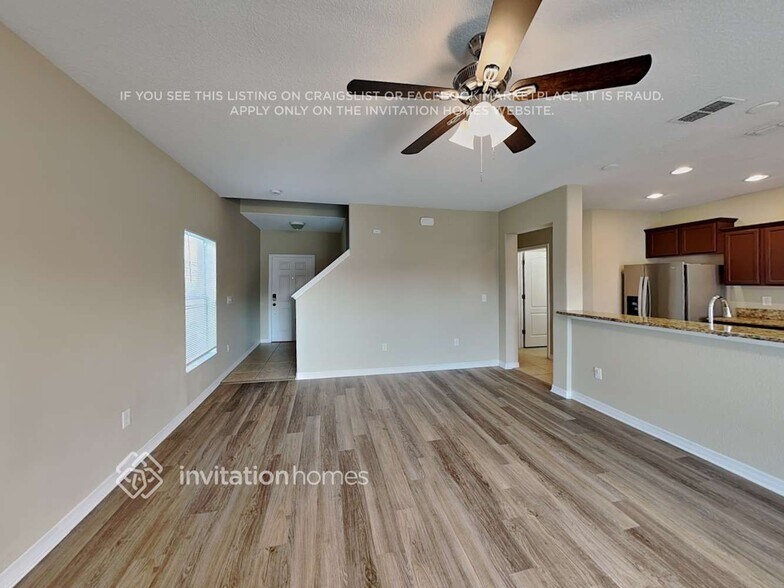 Building Photo - 526 Laguna Mill Dr