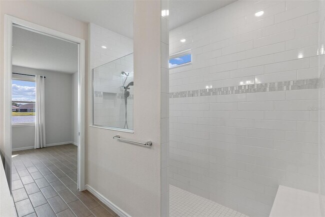 Building Photo - 6121 Blue Pond Wy