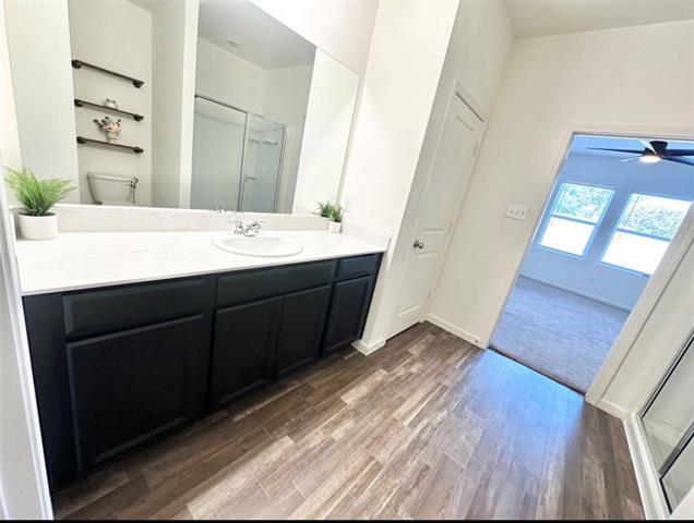 Building Photo - 421 Starboard Dr