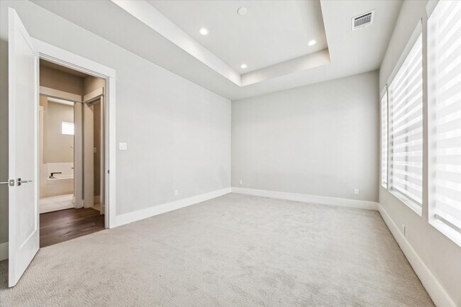 Building Photo - 1617 Wheeler Ave