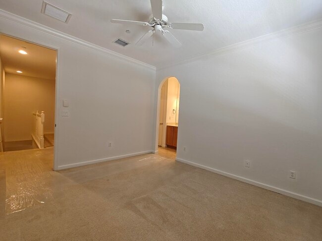Building Photo - 9462 SW Purple Martin Way