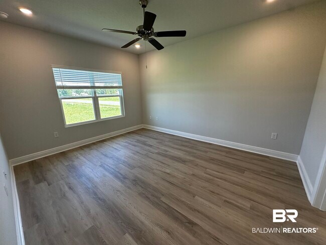 Building Photo - 10162 Lamonica Ln