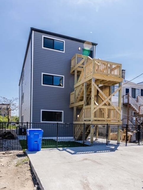 Building Photo - 6328 S Evans Ave
