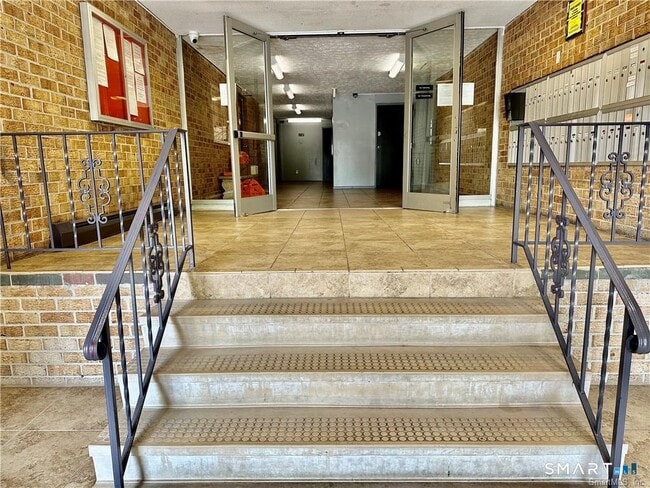 Building Photo - 157 Bull Hill Ln