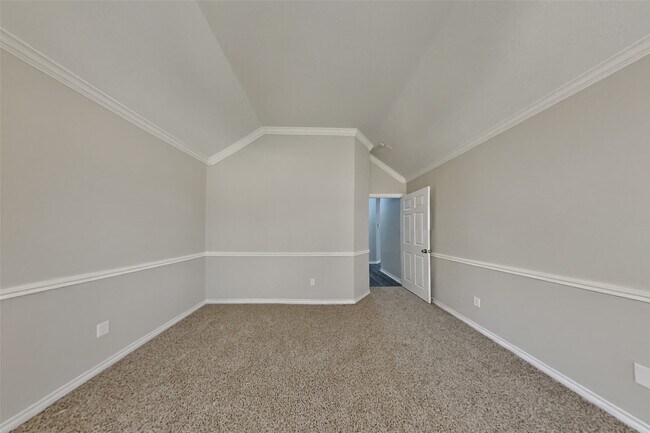 Building Photo - 16642 Greenbriar Point Ln