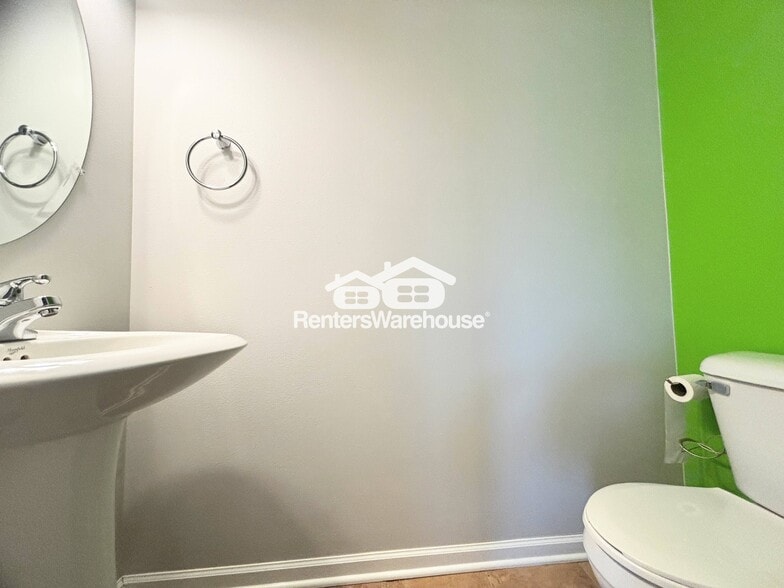 Building Photo - 2122 High St