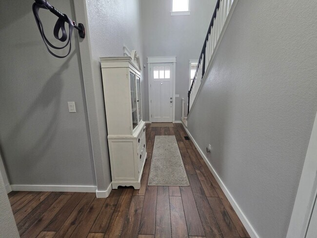 Building Photo - BEAUTIFUL HOME IN BANNING LEWIS RANCH!!!!!!