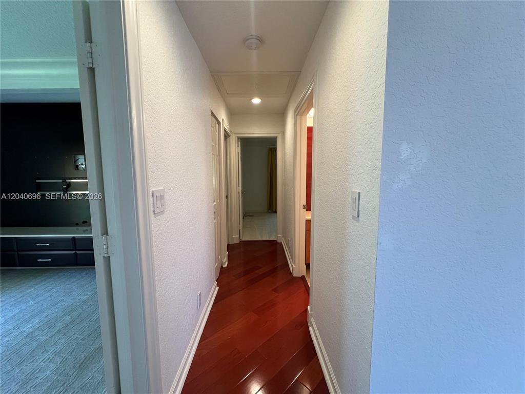 Building Photo - 4324 NW 65th Ter