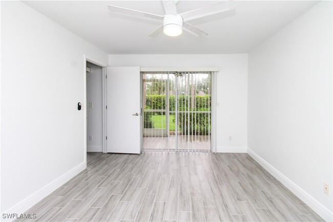 Building Photo - 2566 Kings Lake Blvd