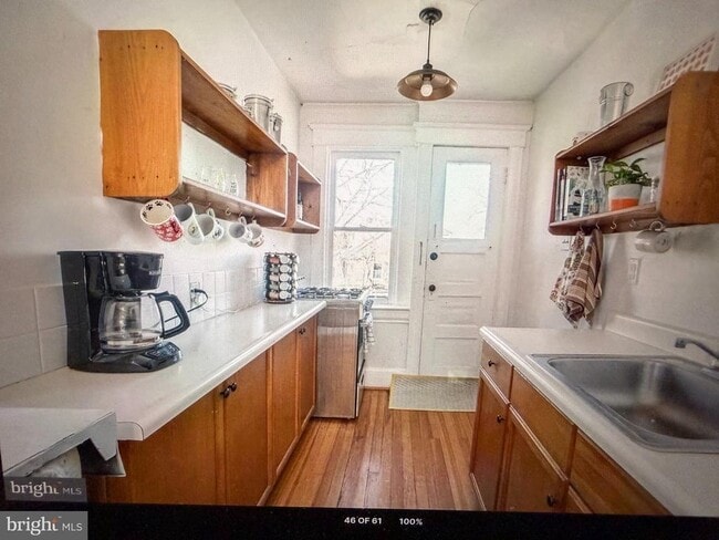 Building Photo - 2310 Sulgrave Ave