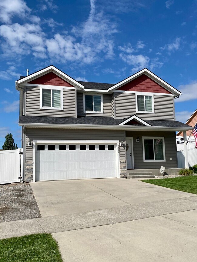 Building Photo - Immaculate home in the heart of Strawberry...
