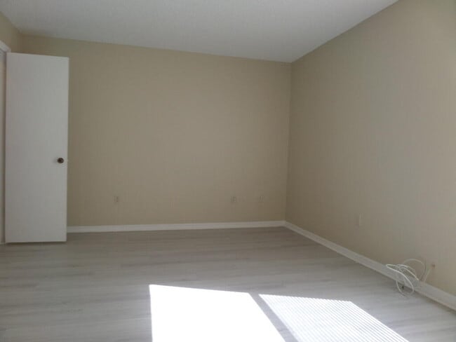 Building Photo - 1401 Village Blvd