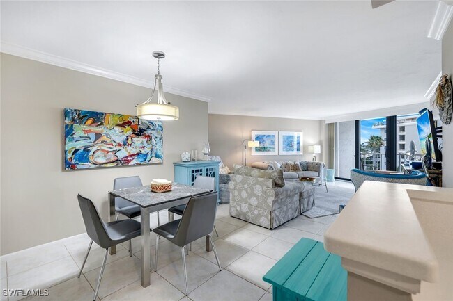 Building Photo - 260 Seaview Ct