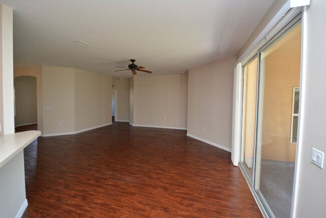 Building Photo - "Spacious 4-Bed Oasis in Palm Coast with 2...
