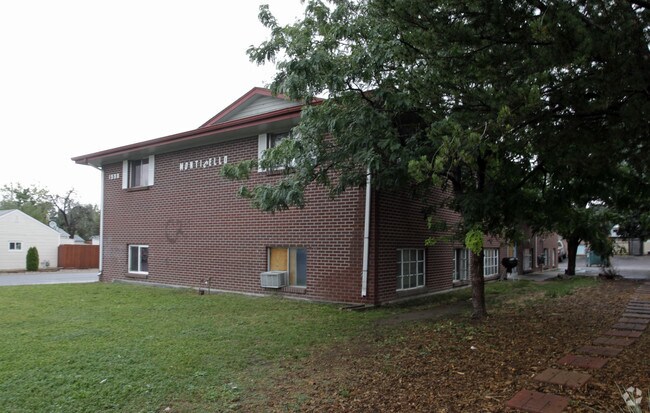 Building Photo - The Monticello Apartments