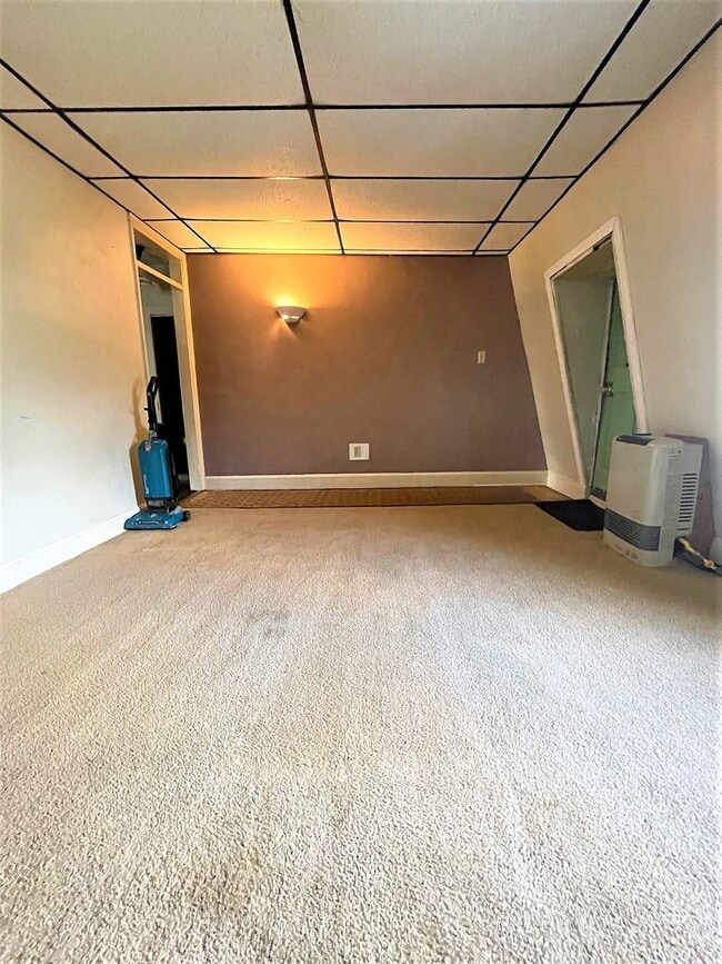 Building Photo - 219 W Water St