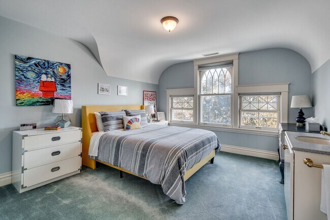 Building Photo - F. Scott Fitzgerald House in Saint Paul Ca...