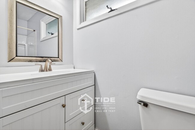 Building Photo - Spacious Home in the Heart of Summerville