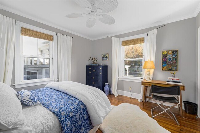 Building Photo - 30 Bull St