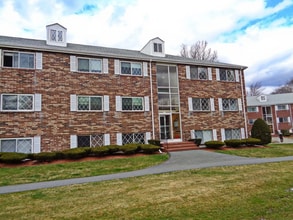 Building Photo - 5 Fernview Ave