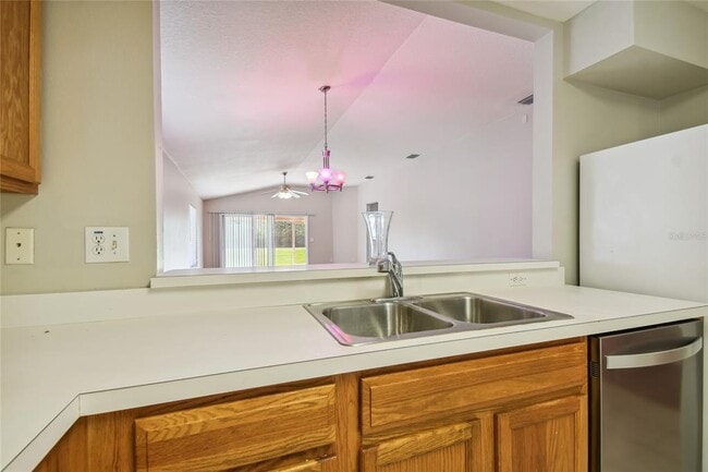 Building Photo - 18220 Portside St