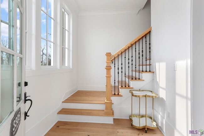 Building Photo - 3305 Pointe-Marie Dr