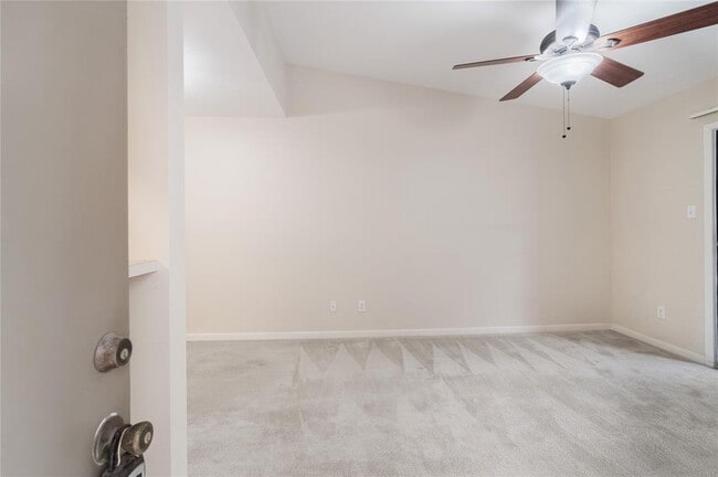 Building Photo - 3300 Pebblebrook Dr