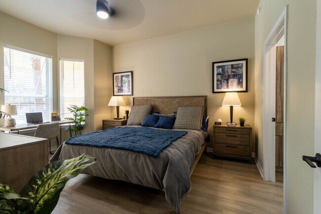 Building Photo - Get Up to 5 Weeks Free with Your New Lease