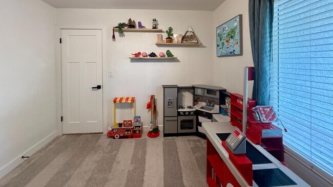 Building Photo - 1504 Dorothy Dr