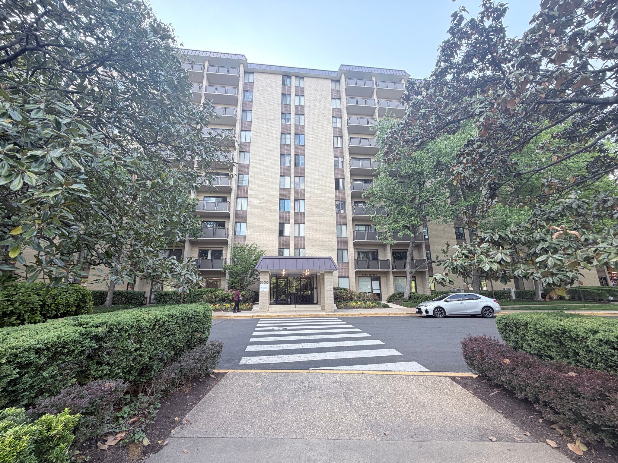 Building Photo - 3100 S Manchester St