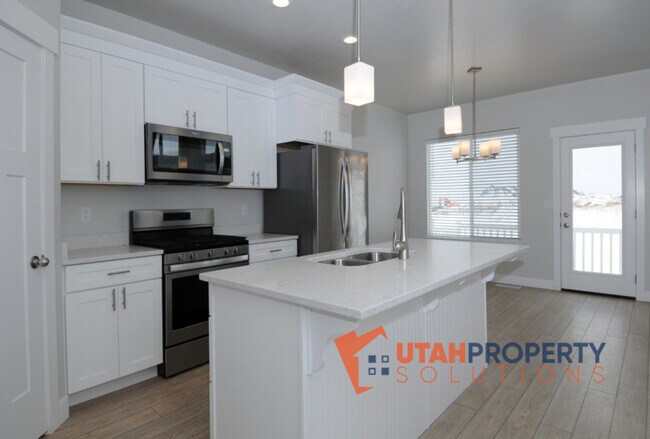 Building Photo - 14801 Garrison Ln