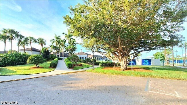 Building Photo - 406 Meadowlark Ln