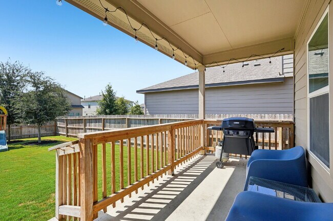 Building Photo - "Rent to Own this Charming 3-Bed Oasis with 18 month lease!*"