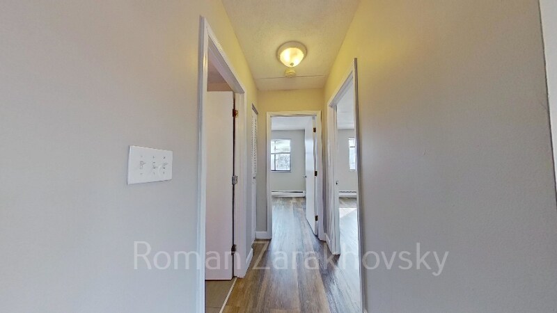 Building Photo - 12 Cottage Ct