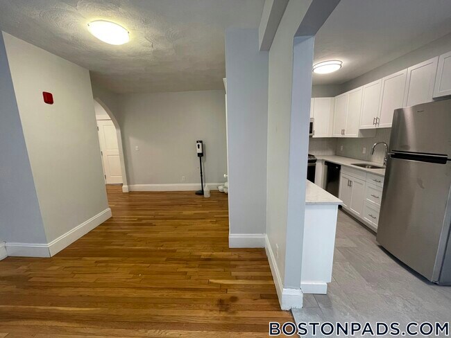 Building Photo - 233 Lafayette St