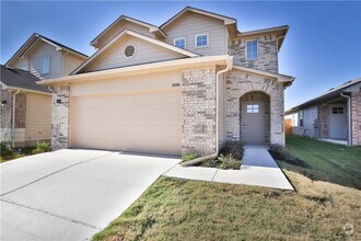 Building Photo - 14004 Heywood Dr