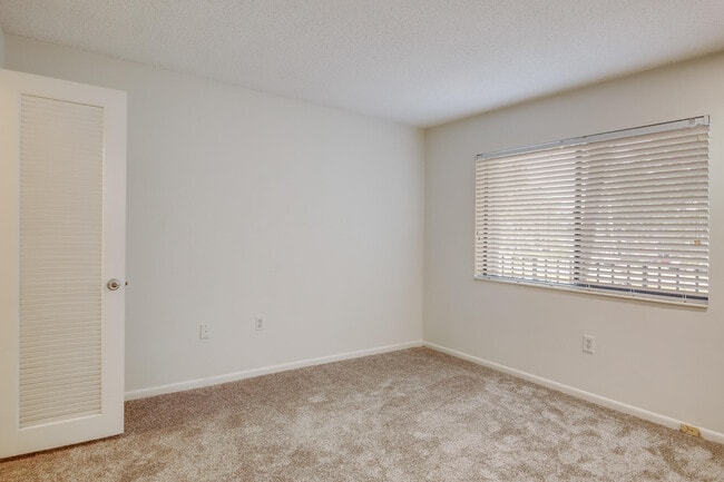 Building Photo - 4801 Esedra Ct