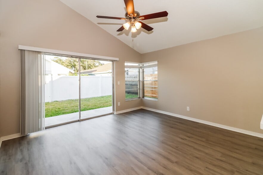 Building Photo - 5303 MacBeth Ct