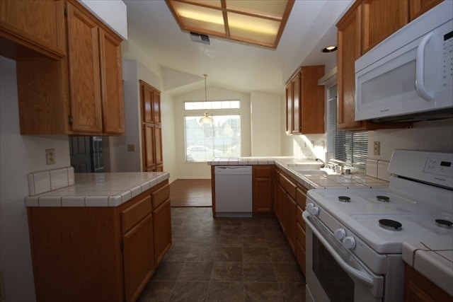 Building Photo - Gorgeous Antelope Home