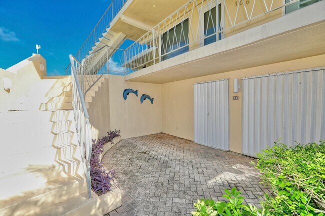 Building Photo - 5060 N Ocean Dr
