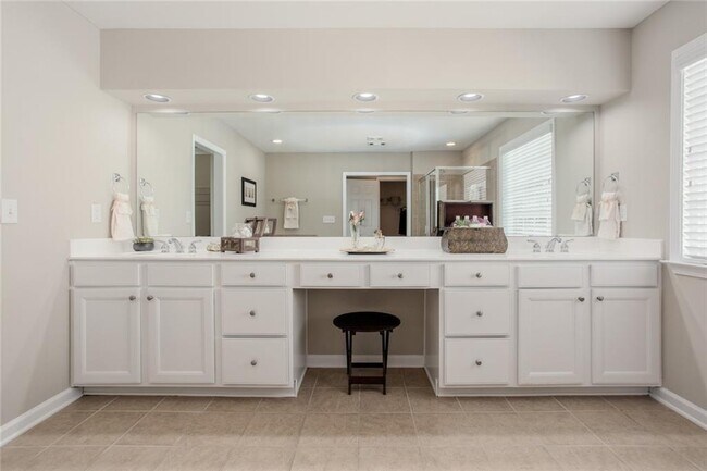 Building Photo - 3810 Cabalzar Ln