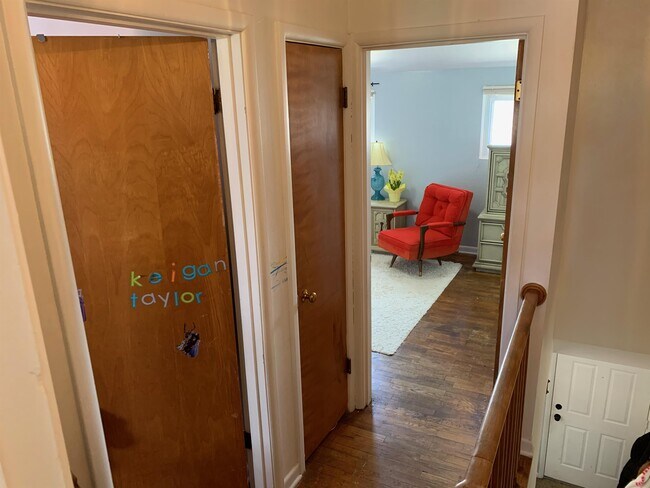 Building Photo - 726 Edgemont Blvd