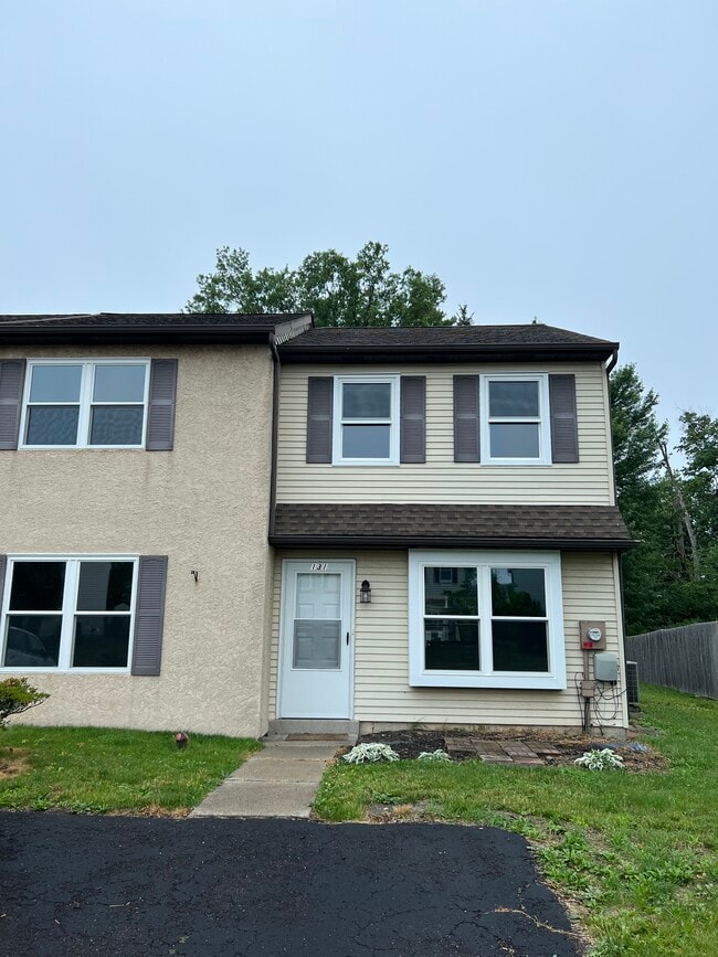 Primary Photo - 131 Cypress Dr