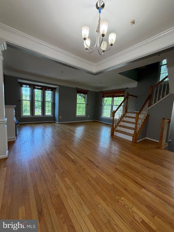 Building Photo - 13761 Dunbar Terrace