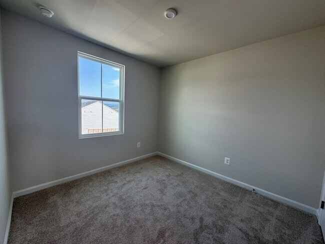 Building Photo - 3488 Marble Lp